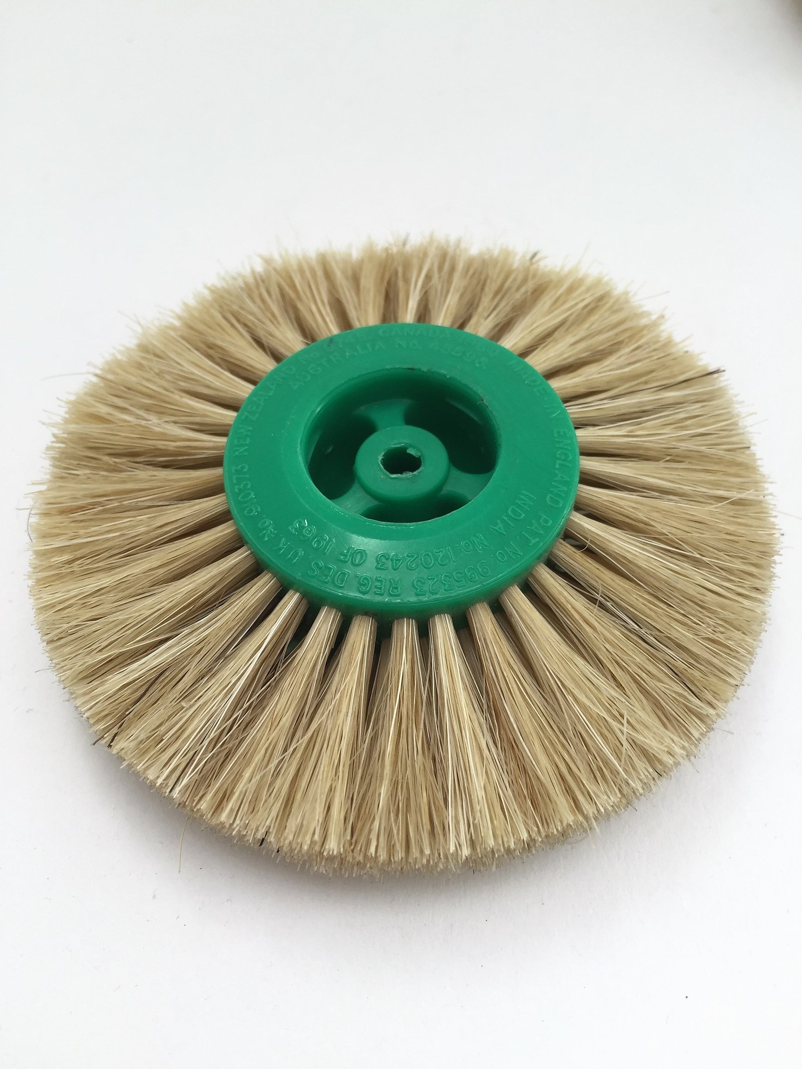 CEPILLO 4 HILERAS SUAVE BLANCO BR42 PZ