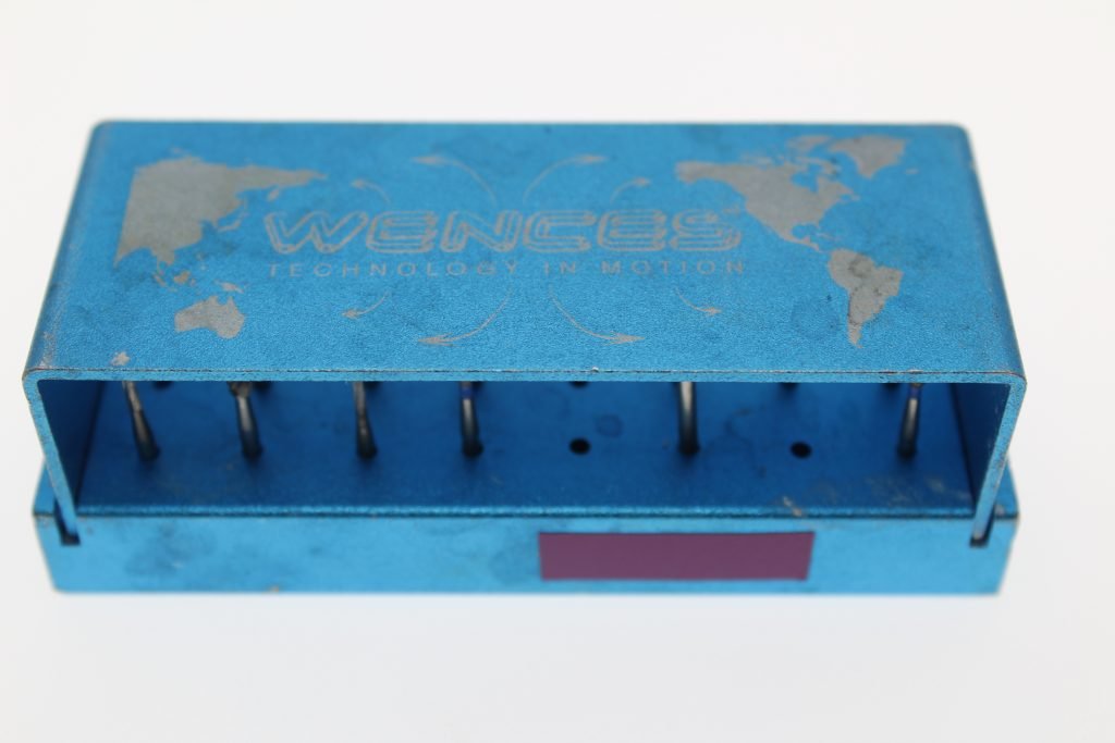 FRESERO METALICO P/24 WENCES