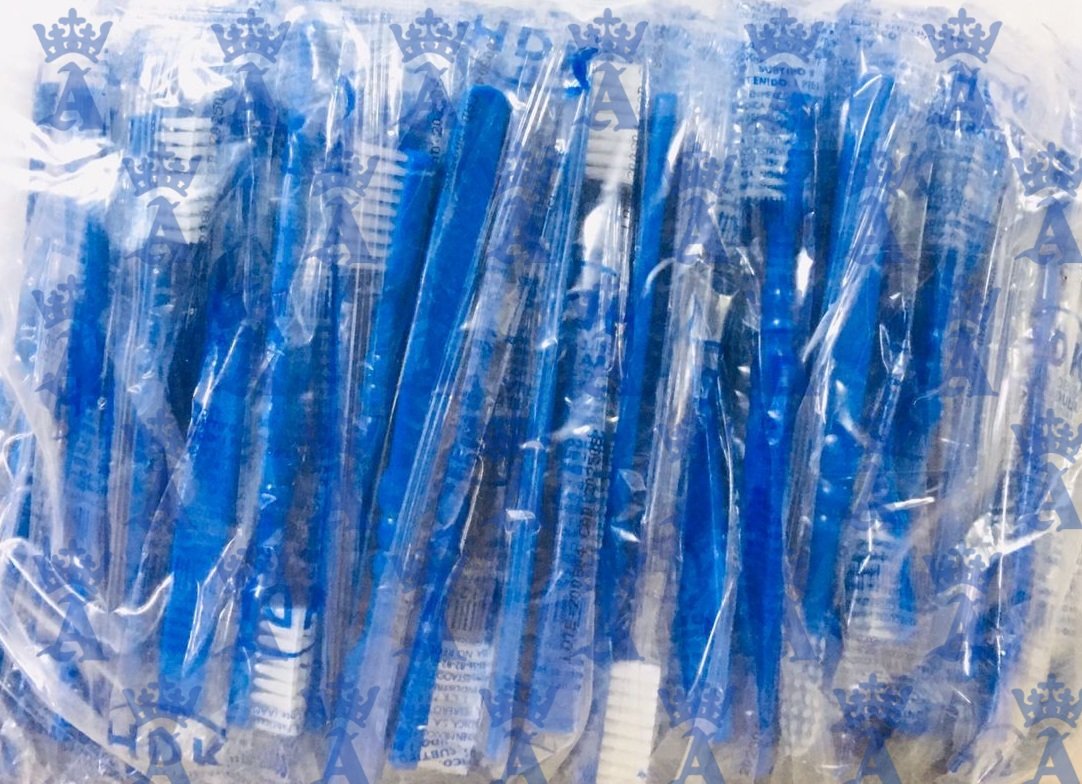 CEPILLO DENTAL ECONOMICO ADULTO DENTILAB C/200
